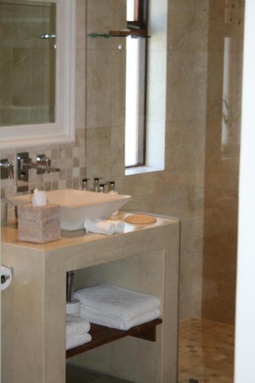 Aquavit Guest House Plettenberg Bay Bilik gambar